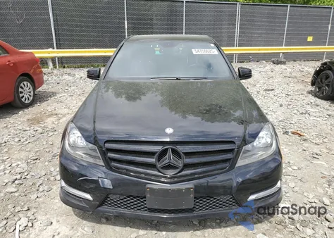 2013 Mercedes-Benz C 300 4Matic из США, поврежденный, VIN WDDGF8ABXDR271361